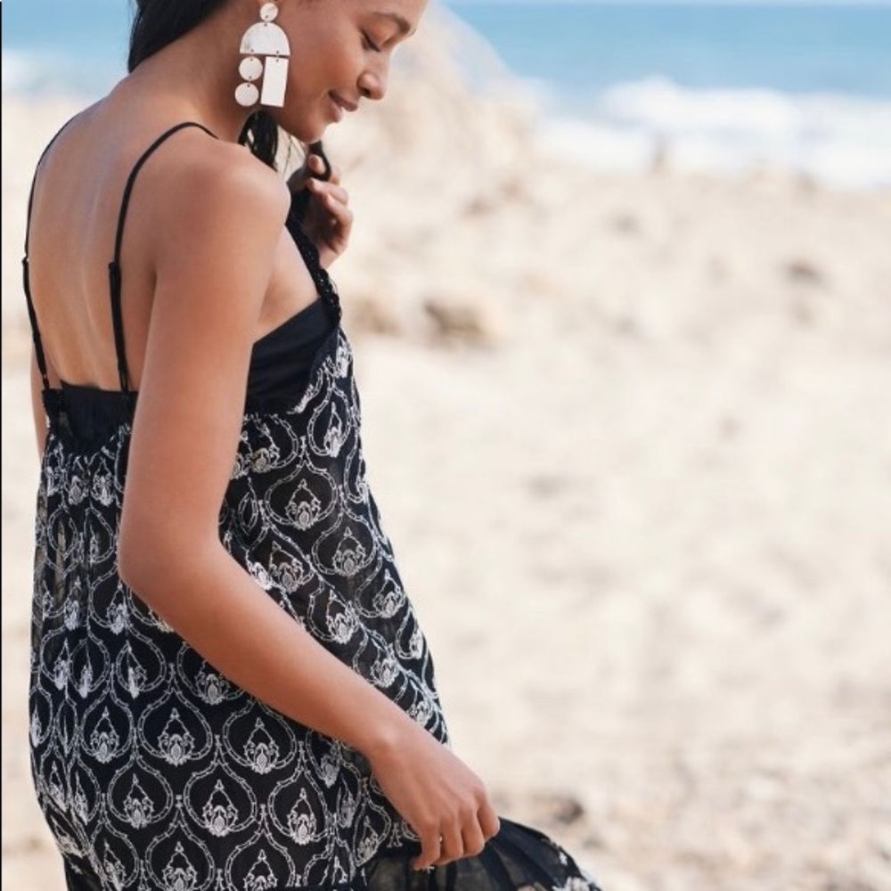 NWT ANTHROPOLOGIE SHEER EMBROIDERED MINI DRESS SIZE LARGE - Picture 2 of 5